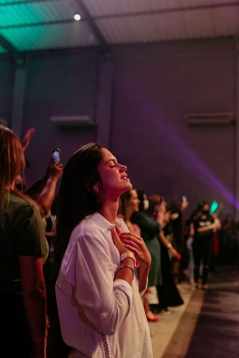 Lukewarm Christian, On Fire For God, Christian Vision Board, Worship Jesus, Vision Board Photos, Church Camp, Dream Vision Board, Life Vision Board, 사진 촬영 포즈