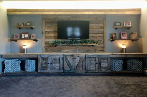 Barnboard Tv Wall, Pallet Media Wall, Pallet Tv Wall, Rustic Tv Wall Ideas, Statement Walls Living Room, Pallet Entertainment Center, Tv Cabinet Designs, Tv Cabinet Wall Design, Built In Wall Shelves