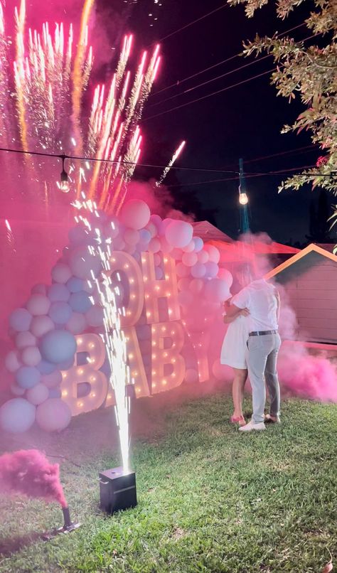 Neon Gender Reveal, Night Gender Reveal Ideas, Gender Reveal Sparklers, Gender Reveal Outside, Gender Reveal Ideas Outdoor, Gender Reveal Hairstyles, Backyard Gender Reveal Party, Aesthetic Gender Reveal, Unique Gender Reveal Themes