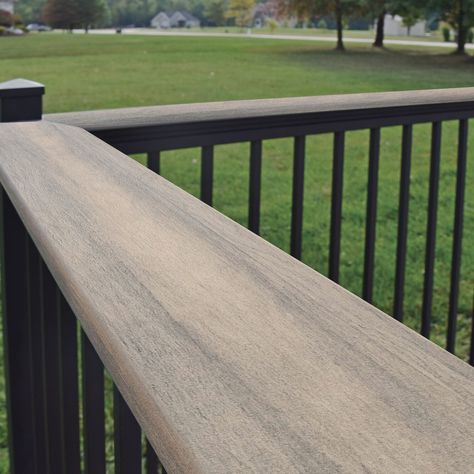 Our Compass aluminum deck railing system adds a contemporary edge to any deck design with rustproof construction and modern lines. Featuring Connex strips and a powder-coating which exceeds industry standard. Compass Series aluminum deck railing system offers secure connections and durability for sophisticated strength. MoistureShield Compass 8-ft x 2-in x 34-in Matte Black Aluminum Deck Stair Rail Kit | 73054988 Deck Railing Bar Top, Black Deck Stain, Deck Stair Railing, Deck Railing Systems, Aluminum Railing Deck, Black Deck, Sun Rooms, Stair Rail, Railing Ideas