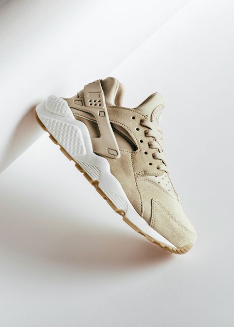 Nike Womens Air Huarache "Khaki" Nike Air Huarache Women, Air Huarache, Nike Air Huarache, Nike Huarache, Nike Women, Nike Air, Sneakers Nike, Nike, Sneakers