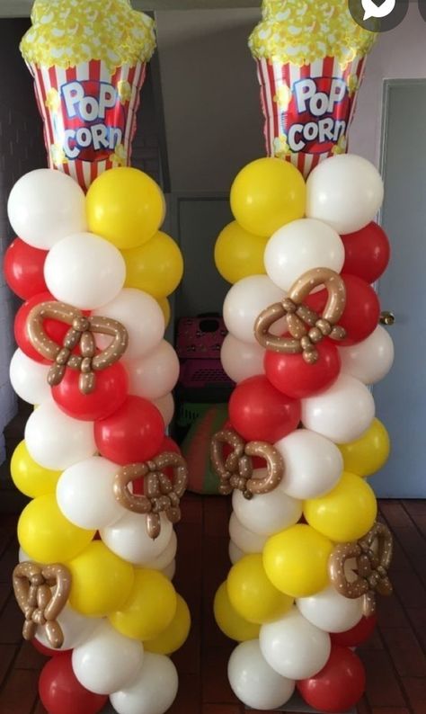 Circus Balloon Decorations, Carnival Homecoming Theme, Carnival Trunk, Carnival Balloons, Carnival Centerpieces, Carnival Birthday Theme, Birthday Movie Night, Balloon Topiary, Popcorn Theme