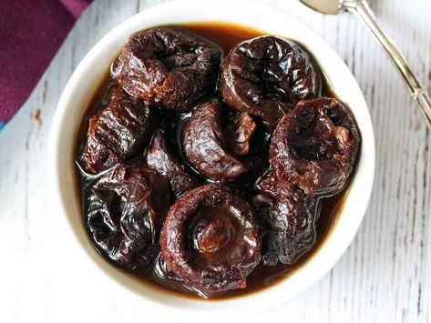 Easy Stewed Prunes Recipe - Healthy Recipes Blog Stewed Prunes For Constipation, Stewed Prunes Recipes, Stewed Fruit Recipe, Prune Recipes For Constipation, Prunes Recipes, Gastric Recipes, Stewed Prunes, Prune Recipes, Fmd Recipes