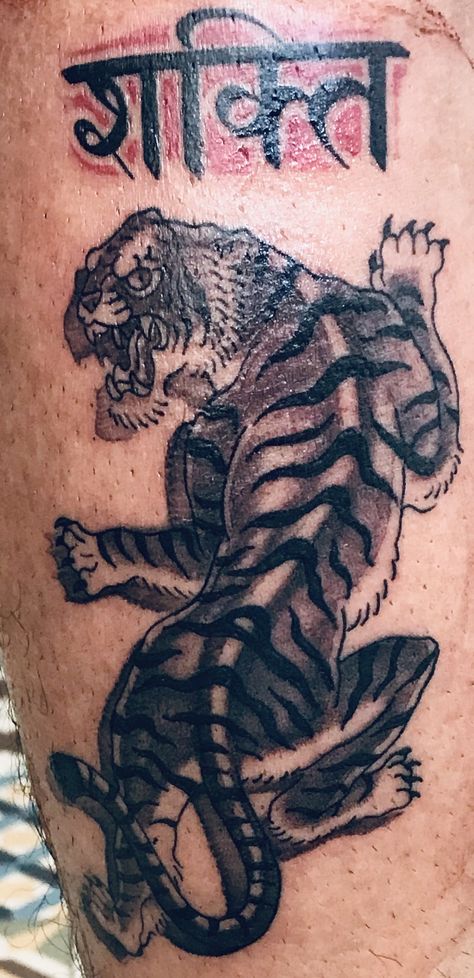 Tatouage tigre indian Tiger#tattoo #animales tattoo#tiger#tigertattoo Indian Tiger Tattoo, Thai Tiger Tattoo, Thai Tiger, Indian Tiger, Tattoo Tiger, Tiger Tattoo, Indian Style, Indian Fashion, Tatting