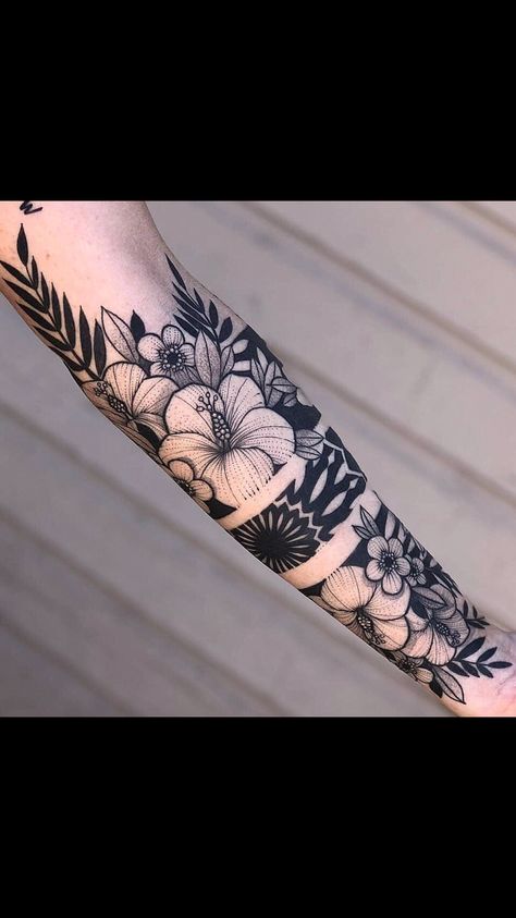 Forearm Cover Up Tattoos, Tato Maori, Wrist Tattoo Cover Up, Brush Tattoo, Half Sleeve Tattoos, Forearm Band Tattoos, Forearm Sleeve Tattoos, Floral Tattoo Sleeve, Парные Тату