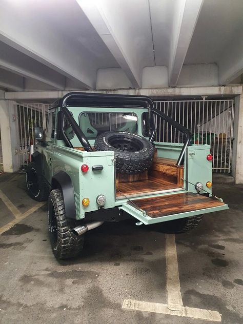 Black Floor Paint, Aesthetic Cars Wallpaper, Land Rover Defender Pickup, Travel Camper, Land Rover Series 3, Luxury Lifestyle Aesthetic, Adventure Car, Black Headlights, Jeep Cj7