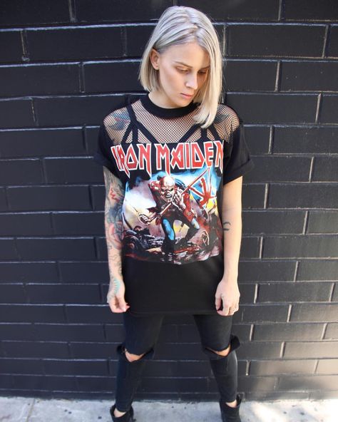 See this Instagram photo by @shurie • 285 likes Band Shirt Ideas, Iron Maiden Band, Metallica Shirt, Rocker Look, Look Rock, Mesh Shirt, Rocker Style, Punk Outfits, Clothes Crafts