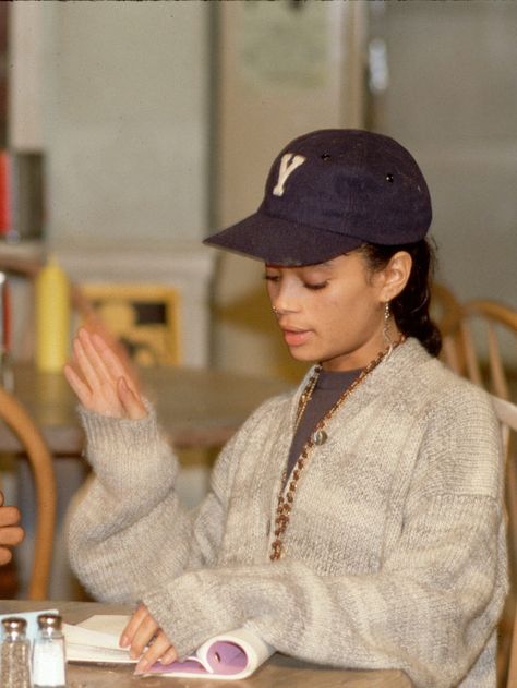 The Cosby Show, Black Suspenders, Lisa Bonet, Simple Black Dress, Zoe Kravitz, Outfits With Hats, New Energy, 가을 패션, Fashion Essentials