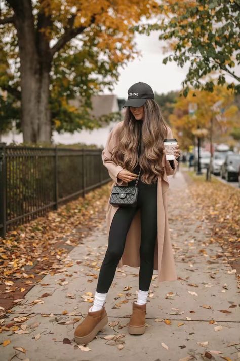 Vail Fall Outfits, Bourbon Trail Kentucky Outfits Fall, Mountain Getaway Outfit Fall, Yellow Stone Outfit Ideas, Denver Colorado Outfits Fall, Colorado Outfits Fall, Breckenridge Colorado Winter Outfits, Mountain Outfit Fall, Fall Mountain Outfit