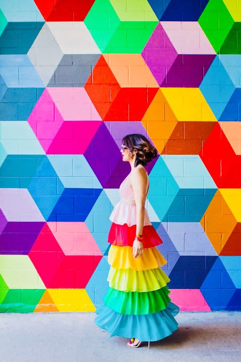 Dallas Murals, Colorful Walls, Diamond Wall, Rainbow Fashion, Mural Wall Art, World Of Color, Mural Art, A Rainbow, Wall Colors