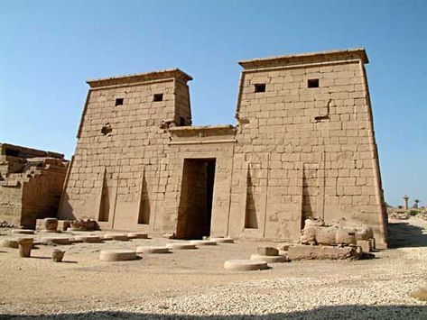 Karnak Temple of Khonsu Karnak Egypt, Temple Of Karnak, Karnak Temple, Mount Rushmore, Egypt, Temple, Natural Landmarks, Travel, Nature