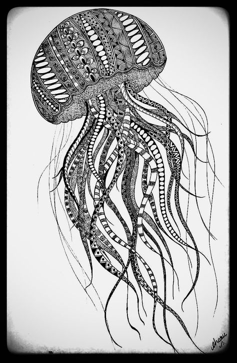 Zentangle Animals Art, Zentangle Animals, Magic Runes, Animal Tattoo Ideas, Easy Mandala Drawing, Boho Art Drawings, Jellyfish Art, Zentangle Artwork, Mandala Art Therapy