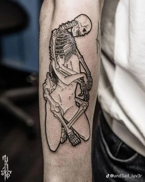 Siamese Twins, Skeleton Tattoo, Skeleton Tattoos, Creepy Tattoos, Badass Tattoos, Black Ink Tattoos, Skull Tattoos, Simplistic Tattoos, Dope Tattoos