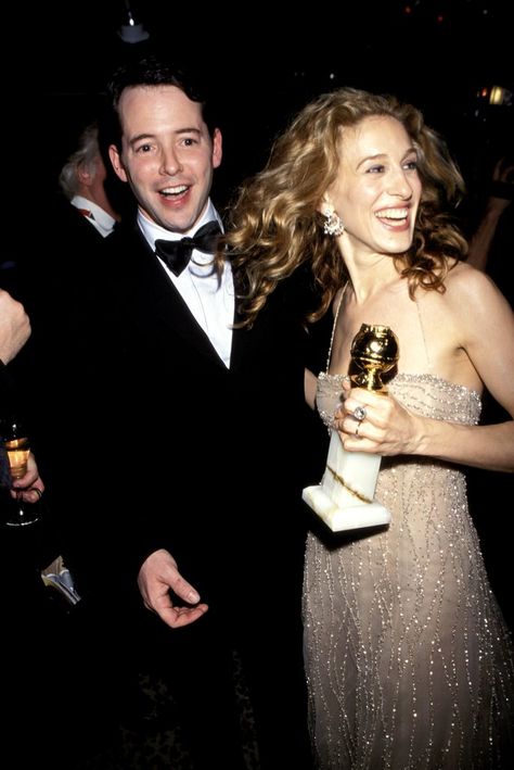 Sarah Jessica Parker and Matthew Broderick Pictures | POPSUGAR Celebrity Sarah Jessica Parker And Matthew, Iconic Couples, Sarah Jessica Parker Lovely, Sara Jessica Parker, Couples Retreat, Matthew Broderick, Hollywood Couples, Valentino Couture, Beauty Inspo