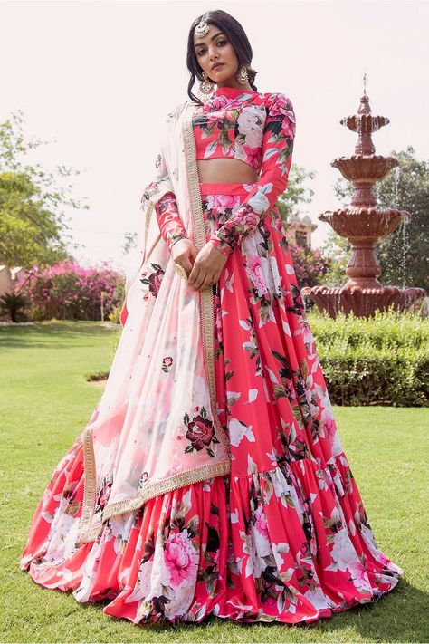 Floral printed lehenga with full sleeve blouse . #beingsthri #sthri . . [This Content is not owned by Sthri. This is a Style blog created for Daily Blogging Purpose only] Chaniya Pattern, Green Lahanga, Lehenga With Full Sleeve Blouse, Lengha Design, Bride's Sister, Sharara Designs, Ghaghra Choli, Lehenga Pattern, Printed Lehenga