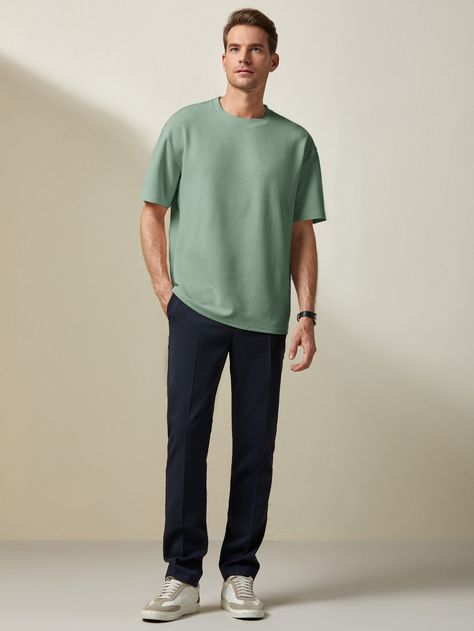 Basic Fit For Men, Men Fashion Tshirt Casual, Mens Date Outfit Casual, Lulu Mens Outfit, Men Plain Shirt Outfit, Target Mens Outfits, Mint Outfit Men, Plain T Shirt Outfit Men, Plain Shirt Outfit Men