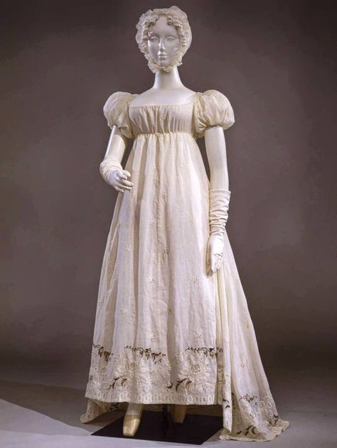 1814 Dress, Empire Clothing, Antique Dresses, Regency Gown, Regency Era Fashion, Era Fashion, 1800s Fashion, Regency Dress, Regency Fashion