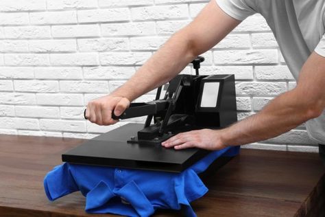 Heat Press Machine Tutorials, Heat Press Projects, Cricut Iron On Vinyl, T Shirt Press, Heat Transfer Paper, Melted Plastic, Best Iron, Plastic Coating, Heat Press Machine