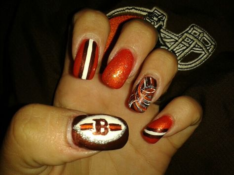 Cleveland Browns nails Cleveland Browns Nails, Dallas Cowboys Nails, Cowboy Nails, Sports Nails, Brown Nail Art, Football Nails, Brown Nails Design, Brown Makeup, New Nail Art