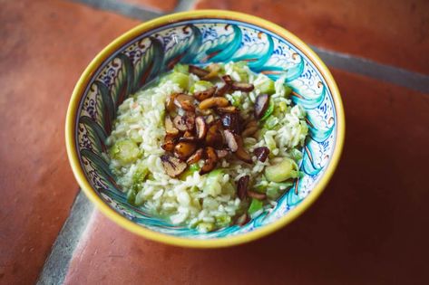 Chestnut And Brussel Sprout Risotto Risotto Rice, Christmas Festivities, Roasted Chestnuts, Gluten Free Banana, Gluten Free Rice, Crushed Garlic, Vegetable Stock, Fresh Green, Vegan Eating