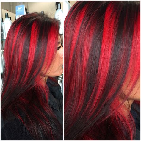 Chunky red highlights by @hairbyangelaalberici Long Island,NY ❤️ Red Hair Streaks, Red Brown Hair Color, Red Hair With Highlights, Black Red Hair, Red Hair Inspo, Hair Color Streaks, Bright Red Hair, Red Brown Hair, Black Hair With Highlights