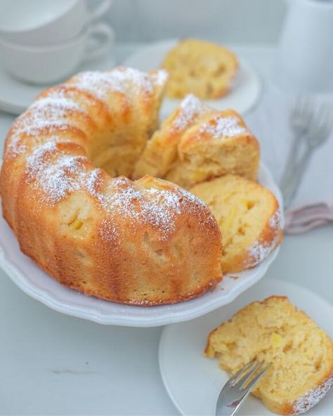 Pineapple Bundt Cake Recipe, Pineapple Bundt Cake, Peach Cobbler Cheesecake Recipe, Coconut Cream Pie Easy, Bundt Cake Recipes, Cake Bundt, Cream Cheese Cupcakes, No Bake Banana Pudding, Peach Pie Recipes