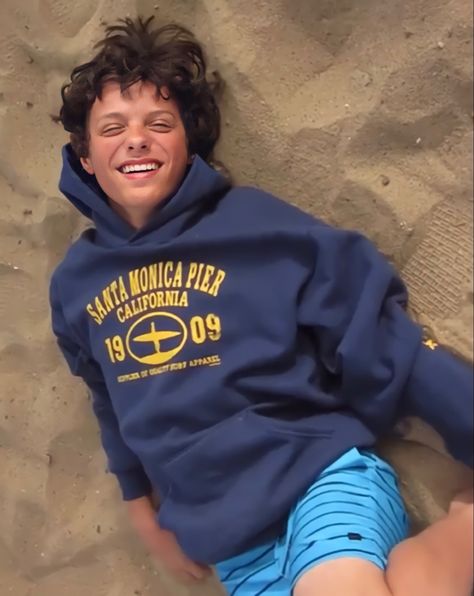 Caleb Bratayley, Caleb Logan Bratayley, Caleb Leblanc, Caleb Logan, Coral Girls, Baseball Wallpaper, Jojo Anime, Fleetwood Mac, Attractive People