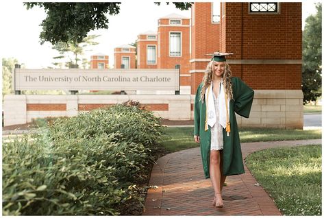 Accounting Degree, Unc Charlotte, Grad Session, Grad Shoot, Graduation Photography Poses, Senior Ideas, Pic Poses, Graduation Photography, Graduation Photoshoot