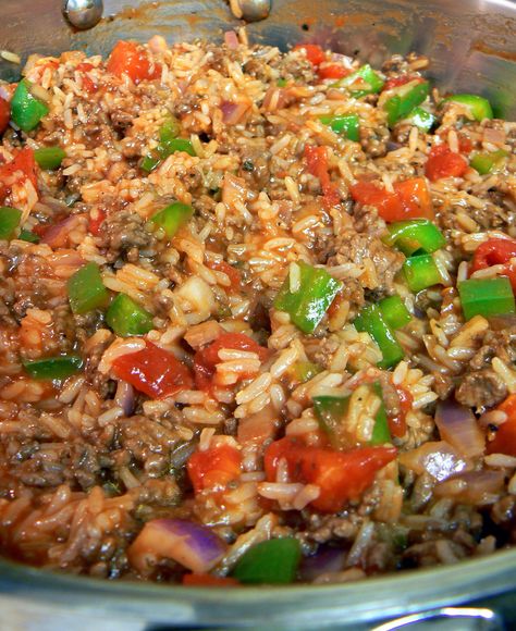 Hamburger Rice, Hamburger Dishes, Mexican Lasagna, Rice Skillet, Indian Rice, Night Recipes, Hamburger Meat Recipes, Meatless Mondays, Hamburger Meat