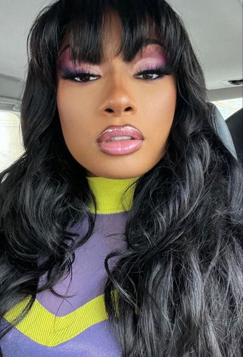 Megan Instagram, Megan Thee Stallion, Pink Eyeshadow, Female Rappers, Doja Cat, Makeup Inspo, Pretty People, Black Hair, Makeup Looks