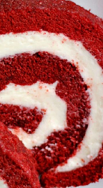 Red Velvet Cake Roll, Yule Log Recipe, Jelly Roll Cake, Gooey Butter Cookies, Red Velvet Cake Recipe, Cake Roll Recipes, Pan Sin Gluten, Log Cake, Easy Chocolate Chip Cookies