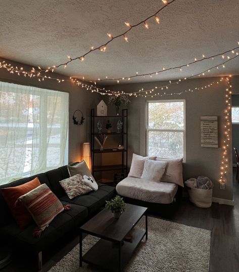 #collegelife #homeinspiration #aesthetic #roomdecoration #houseinterior Small Apartment Living Room Aesthetic, Broke Apartment Aesthetic, Townhouse Decorating Bedroom, Cozy First Apartment, Winter Apartment Aesthetic, Basement Suite Decor, Living With Roommates Aesthetic, Small Room Renovation, Alt Apartment Aesthetic