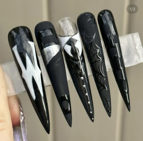 Halloween Nails Adams Family, Wednesday Themed Nails, Wednesday Adam Nails, Addams Family Nail Art, Creepy Nail Art, Wednesday Addams Nails, Punk Rock Nails, Wednesday Nails, Witch Nails