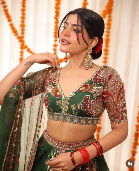 Kritika Khurana, Green Lehenga, Embroidered Lehenga, Embroidered Blouse, Lehenga, Green