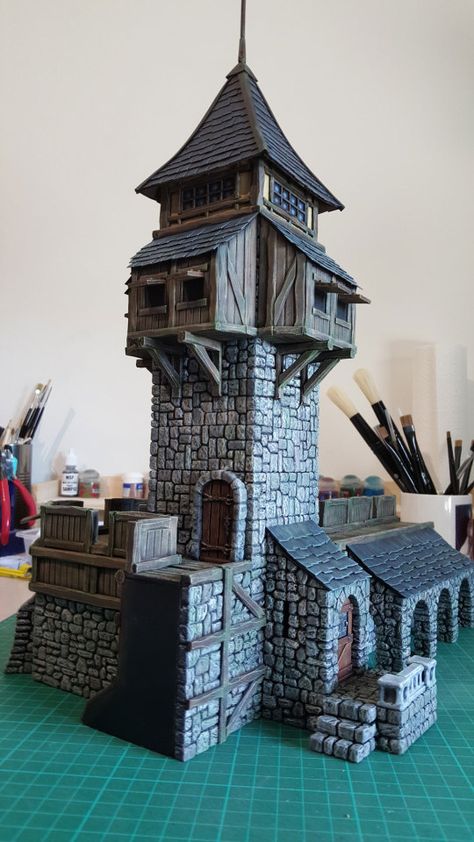 WIP : City Entrance Overview with the new Watch Tower Minecraft Medium House, Medium House, Casa Fantasy, Medieval Tower, Warhammer Terrain, Minecraft Medieval, Medieval Houses, Dnd Miniatures, Wargaming Terrain