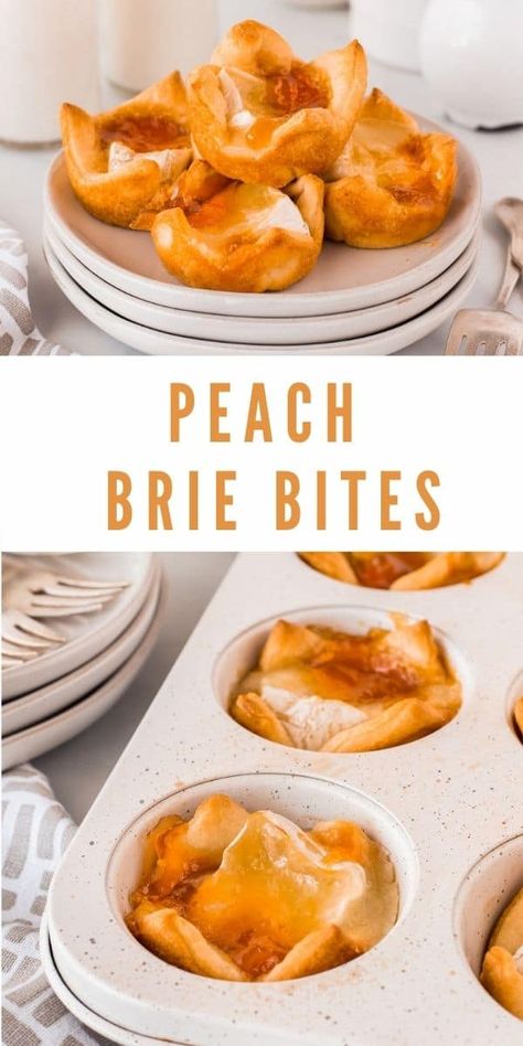 Peach Brie Puff Pastry, Apricot Brie Bites, Snacks With Brie Cheese, Peach Party Food Ideas, Brie Peach Appetizer, Brie Apricot Appetizer, Brie Party Appetizers, Hot Honey Baked Brie Bites, Appetizers With Peaches