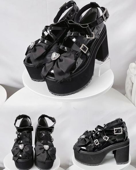 👀Jirai Kei platform high heels with rhinestone and bowknot design. 🛒Price: $56.97 👉Search 'TRAST-284' on devilinspired.com #devilinspired #jiraikeifashion #jiraikei #kawaii #platform Jirai Kei Clothes, Jirai Kei Makeup Products, Jirai Kei Accessories, Jirai Kei Shoes, Jirai Kei Jewelry, Side Drawing, Jirai Kei Skirt, Jirai Kei, Platform High Heels