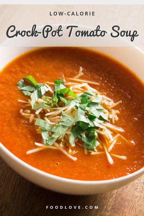 An easy, low-calorie, vegan, and delicious Crock-Pot tomato soup recipe perfect for weeknight dinners. Only 58 calories per cup! #tomato soup #crockpot #vegan #lowcalorie Crockpot Soup Easy, Crockpot Vegan, Vegan Crockpot Recipes, Soup Crockpot, Low Calorie Vegan, Low Calorie Soup, Tomato Soup Recipe, Soup Appetizers, Crockpot Soup Recipes