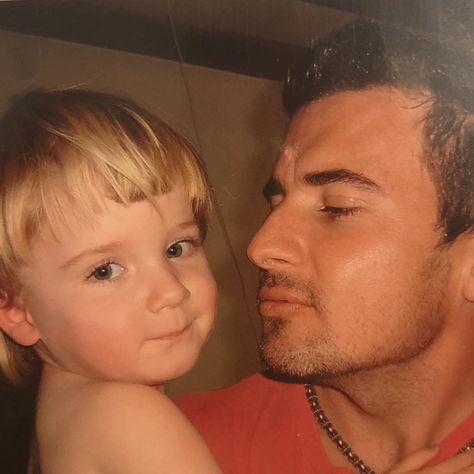 Dominic Haakon Myrtved Purcell on Instagram: “One of my beautiful children. Audrey just lovin’ on her #dad back in the day. I’m just a very fortunate man with four kids who are now all…” Wentworth Miller And Dominic Purcell, Prison Break 3, She's The Man, Michael Scofield, Dominic Purcell, Francisco Lachowski, Wentworth Miller, Four Kids, Prison Break