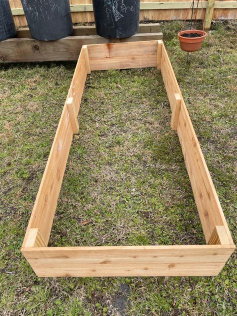 Wooden Garden Bed, Planter Box Plans, Raised Garden Bed Plans, Raised Planter Boxes, Raised Flower Beds, Garden Planter Boxes, Diy Planter Box, Diy Raised Garden, Raised Garden Beds Diy