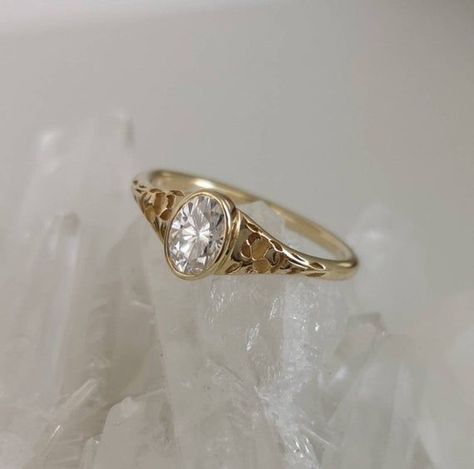 Oval Moissnaite engagement ring, vintage style floral engagement ring, 0.5 ct forever one moissanite Floral Wedding Bands, Cute Engagement Rings, Floral Engagement Ring, Future Engagement Rings, Moissanite Wedding Ring, Engagement Ring Vintage, Forever One Moissanite, Dream Engagement, Dream Engagement Rings