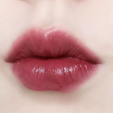 Visual Manifestation, Lipstick Guide, Anime Lips, Korean Lips, Rosy Lips, Kawaii Makeup, Makeup Accesories, Fresh Makeup, Fancy Makeup