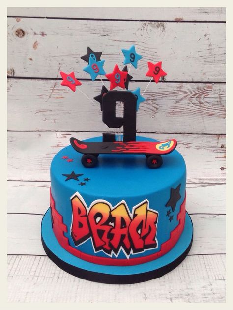 Skateboard Cake Ideas, Skateboard Cake, Skateboard Birthday Party, Roller Skate Cake, Skateboard Party, Skateboard Birthday, Bike Cakes, Cake With Name, Happy Birthday Boy