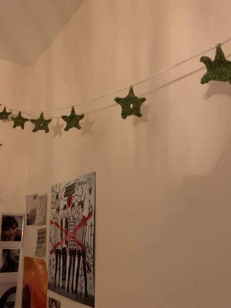 Crochet Star Bunting, Crochet Star Garland, Crochet Challenge, Crochet Garland, Crochet Star, Uni Room, 2nd Year, Star Garland, Crochet Stars