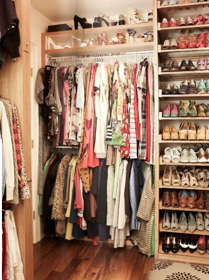 Fancy Shoe Storage For Every Home | Decozilla Ideas Para Organizar Ropa, Shoe Storage Ideas, Closet Vanity, Casa Clean, Closet Room, Dream Closets, Closet Makeover, Closet Inspiration, Room Closet