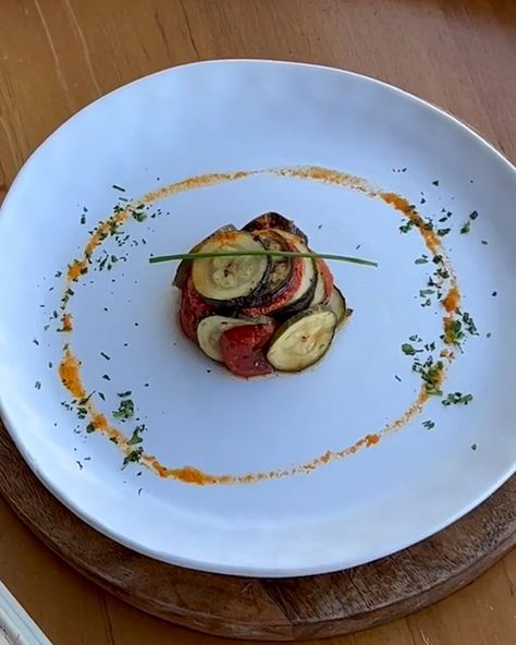 My Disney dinner - Ratatouille | dinner, The Walt Disney Company | A ratatouille Remy would be proud of 💋👌 | By FOODbible | Facebook Ratatouille Remy, Disney Dinner, Walt Disney Company, Be Proud, Walt Disney, Disney, Nails