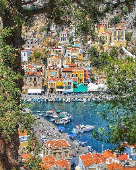 Symi Greece, London City, Greece Travel, Greek Islands, Places Around The World, Travel Around The World, Travel Around, Beautiful World, Beach Pictures