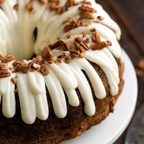 Carrot Bundt Cake Recipe, Easy Anzac Biscuits, Carrot Cake Bundt, Carrot Bundt Cake, Okonomiyaki Recipe, Cake Bundt, French Apple Cake, Anzac Biscuits, Bundt Cake Recipe