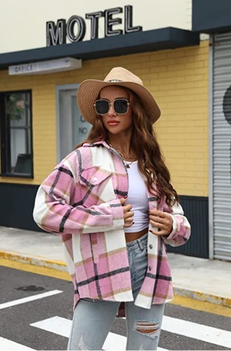 Pink Shacket Outfit, Womens Flannel Jacket, Shacket Outfit, Winter Flannel, Plaid Jacket Women, Crop Top With Jeans, Plaid Shacket, Women Overcoat, Flannel Women