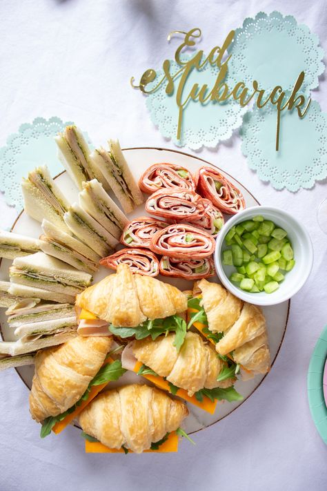 Pakistani Tea Party Ideas, Pakistani Chicken Recipes, Chutney Sandwich, Tea Party Menu, Cream Cheese Roll Up, Pakistani Dishes, Cilantro Chutney, Fall Tea, Cream Cheese Rolls